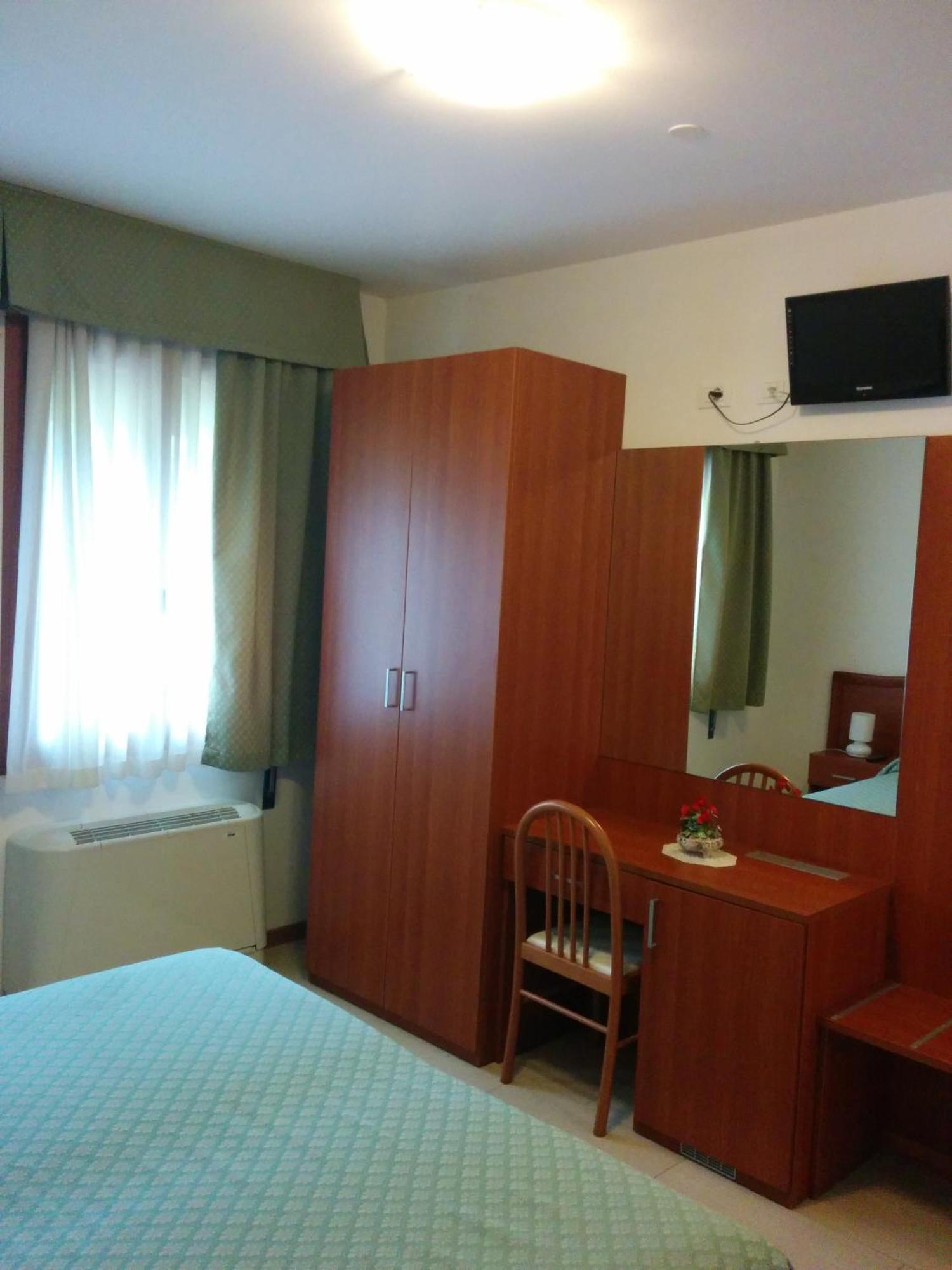 Agriturismo La Chioccia Campagna Lupia Cameră foto